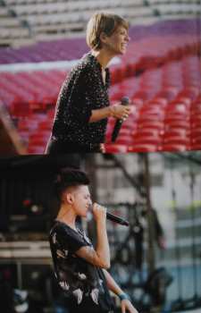 2CD/DVD/Dobozkészlet Various: Amiche In Arena DLX