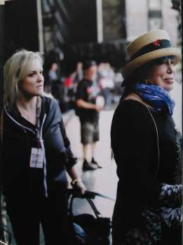 2CD/DVD/Dobozkészlet Various: Amiche In Arena DLX