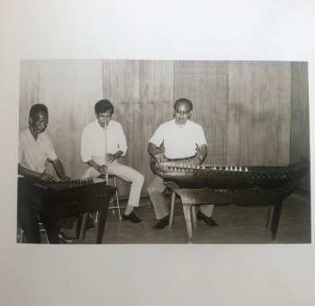 CD Various: Java ⎜Tembang Sunda Musique Et Chants Classiques = Classical Music And Songs