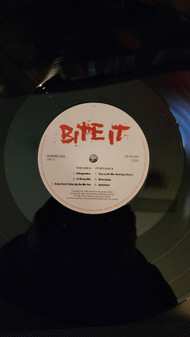 2LP Whiteout: Bite It